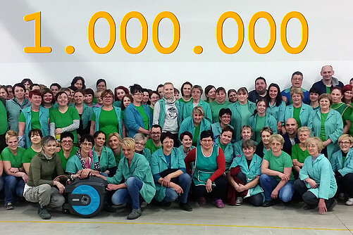 Group photo of the employees of ATHOS